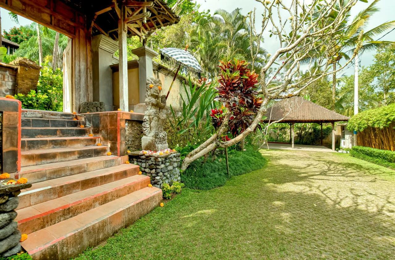 Villa Atas Awan パヤンガン エクステリア 写真