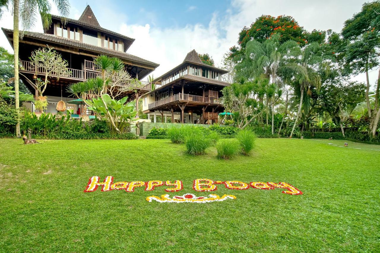 Villa Atas Awan パヤンガン エクステリア 写真