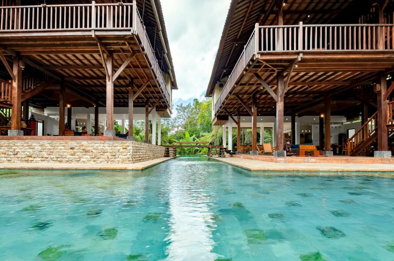 Villa Atas Awan パヤンガン エクステリア 写真